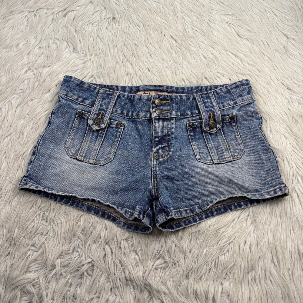 Vintage Y2K Billabong Women's 7 Low Rise Micro Shorts Bareback Cool Girl